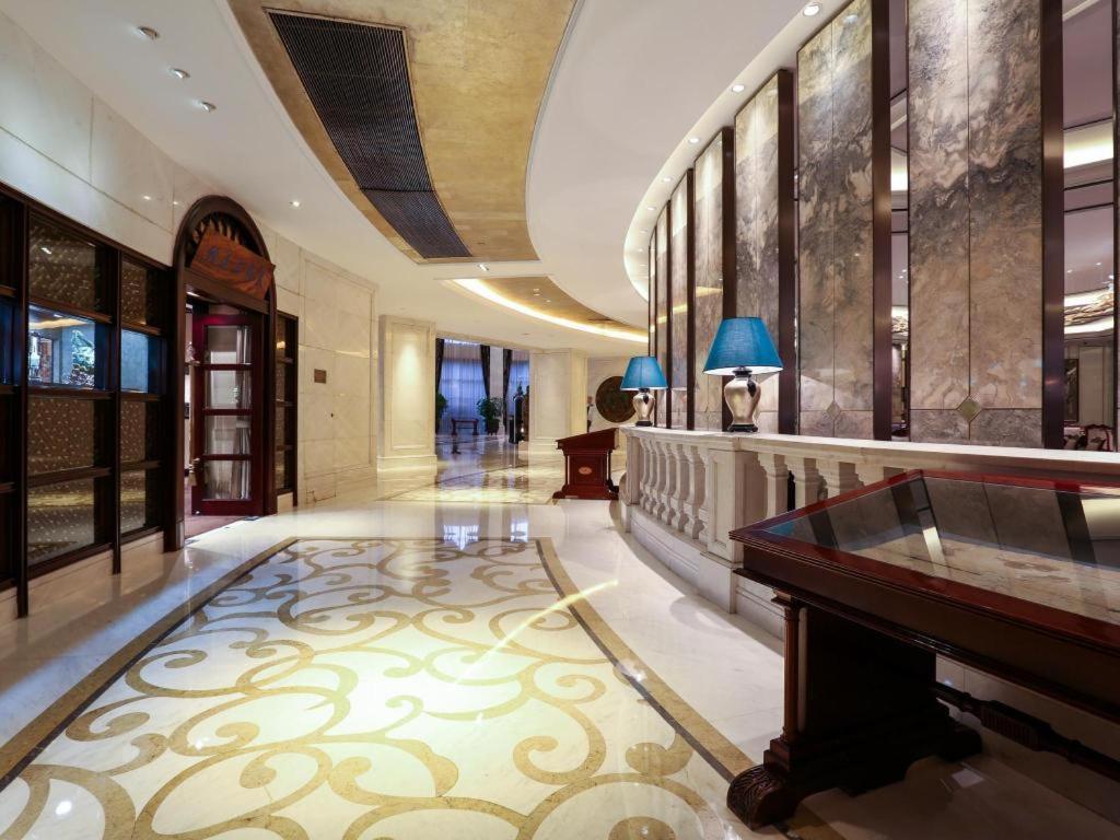 Sky Fortune Boutique Hotel Shanghai Exterior photo